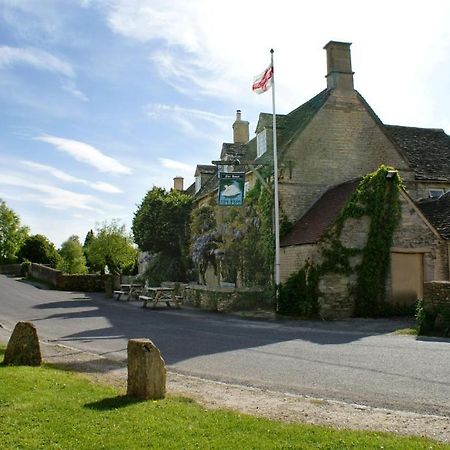 The Swan Inn Swinbrook Burford Exterior foto
