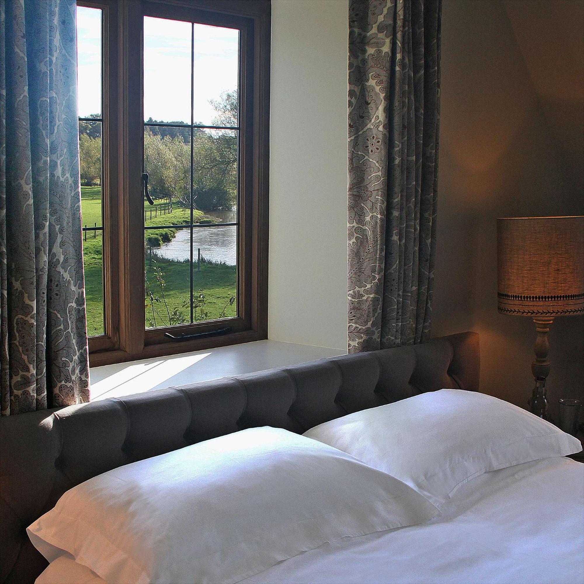 The Swan Inn Swinbrook Burford Exterior foto